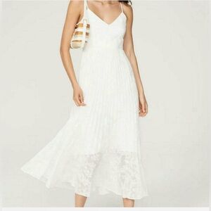 Club Monaco white crinkle pleated V-neck sleeveless Midi Dress
